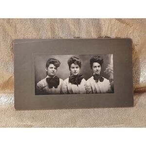 Antique Cabinet Card Early 1900s, 3 Sisters Portrait Wealthy, Hairdos, Bows